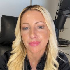 Erin Wise, founder of Wink Silk